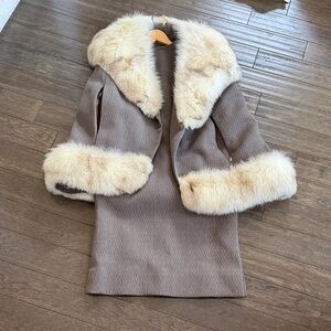 Vintage Luxurious Fur-Trimmed Taupe Cape and 3/4 sleeve matching dress